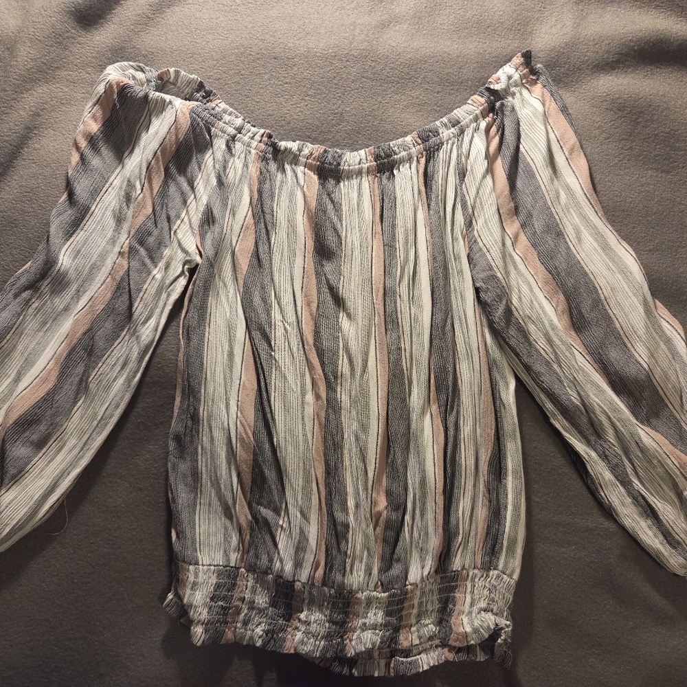 Aeropostale White and Gray Smocked Blouse